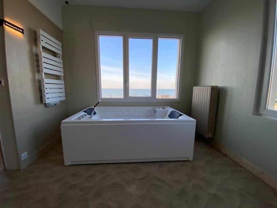 Spa Privatif Face Mer Riva Romantic & Spa Ouistreham Kültér fotó
